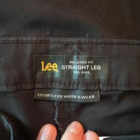 NWT! Lee black relaxed fit straight leg mid rise pants - Picture 3 of 11